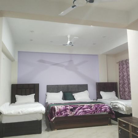 Dixit Residency Hotel Vrindāvan Exterior photo