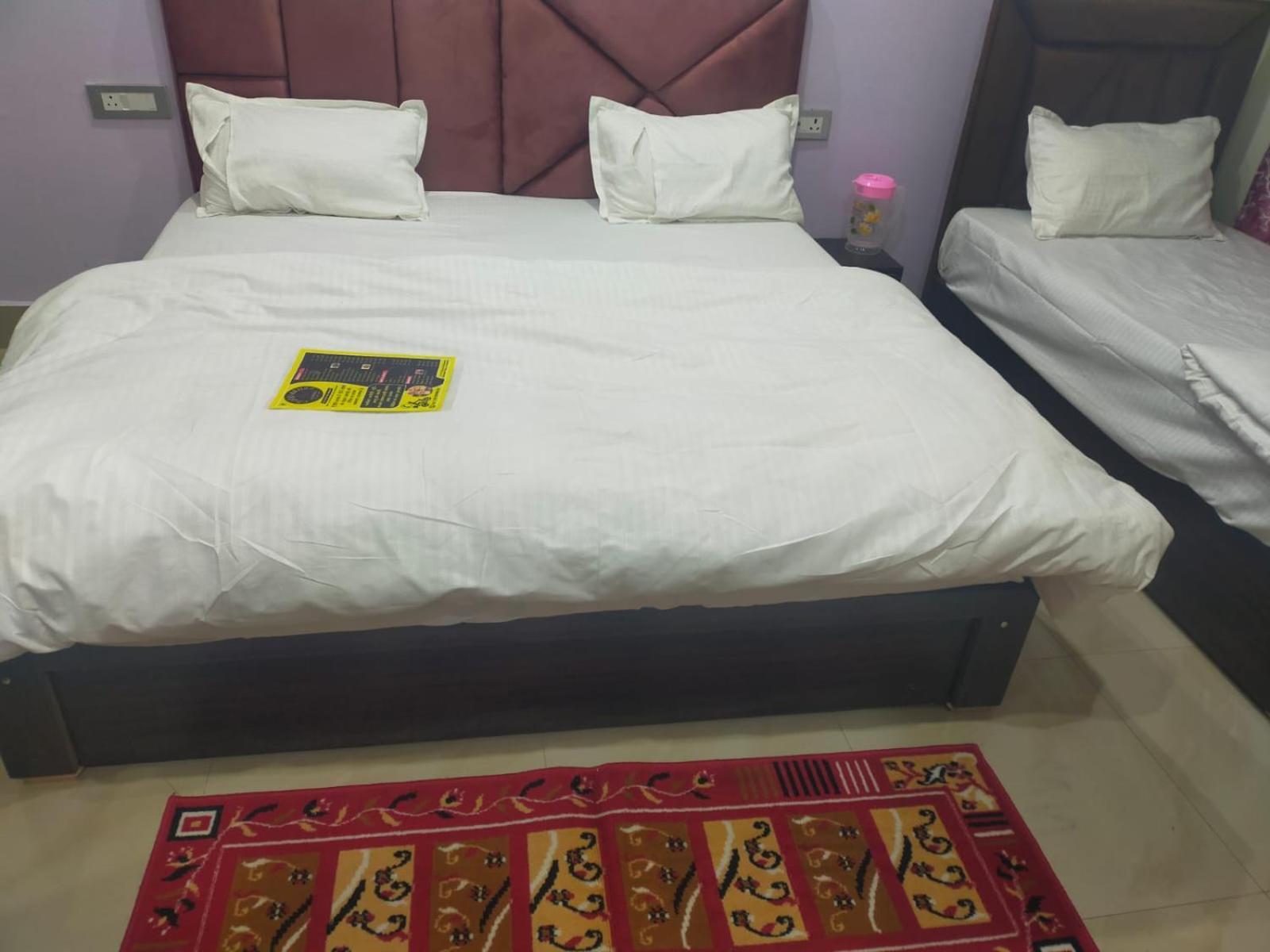 Dixit Residency Hotel Vrindāvan Exterior photo