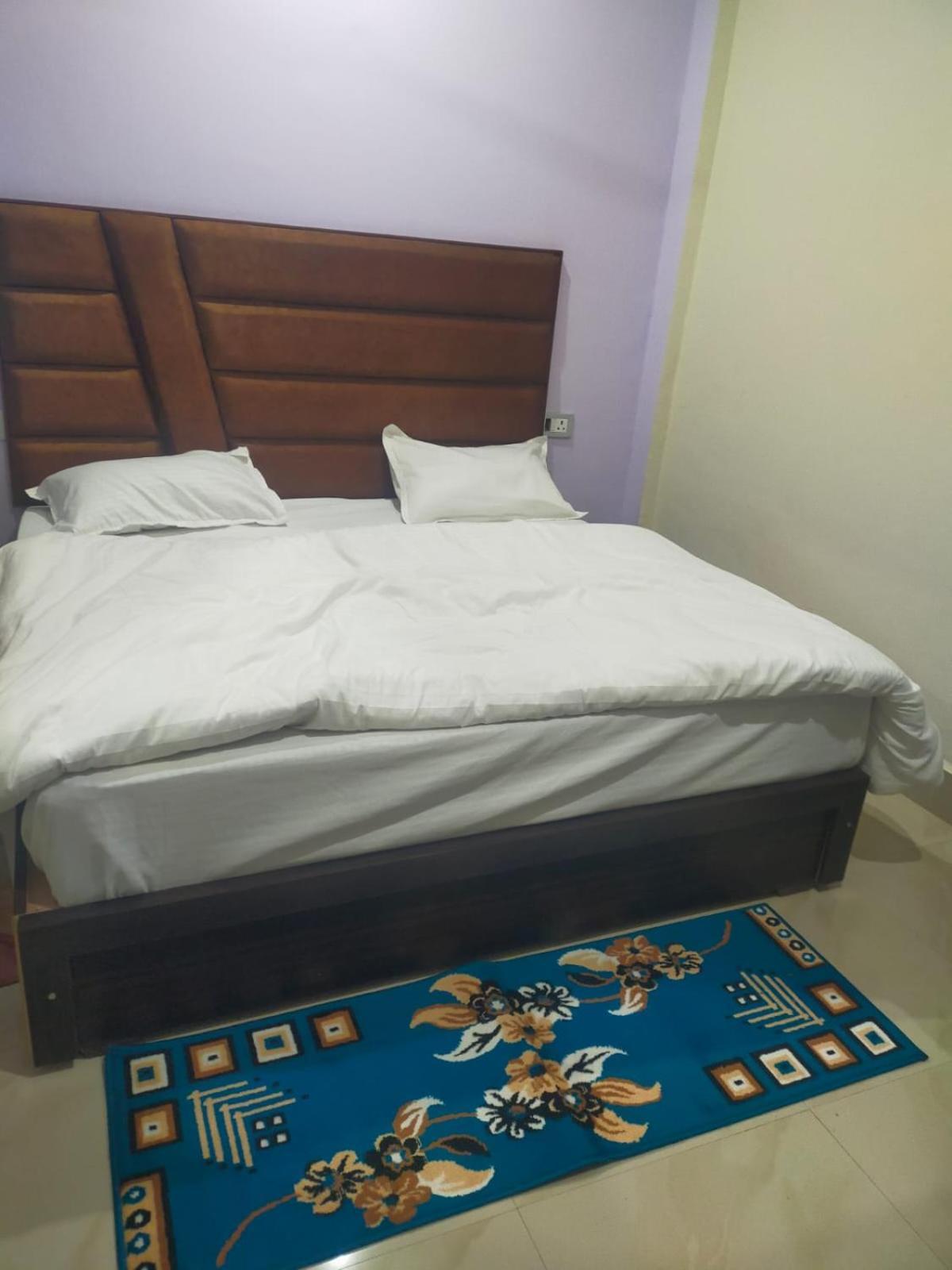 Dixit Residency Hotel Vrindāvan Exterior photo